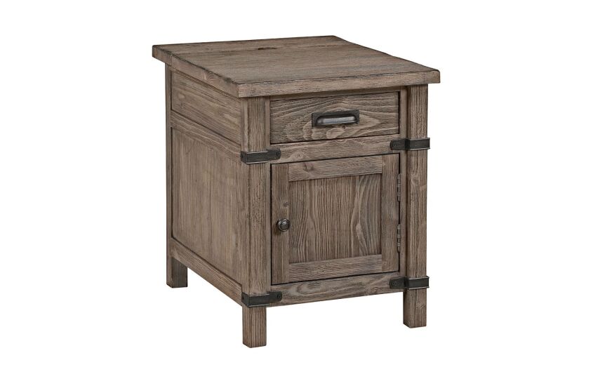 CHAIRSIDE TABLE 842