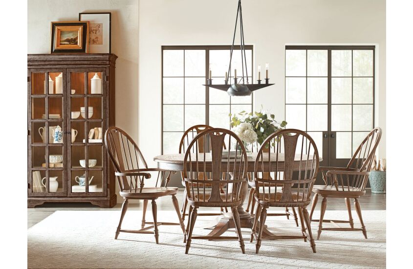 MILFORD ROUND DINING TABLE - COMPLETE Room