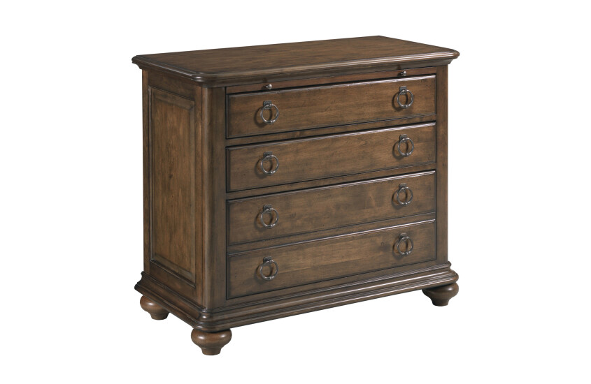 WITHAM BACHELOR'S CHEST 390
