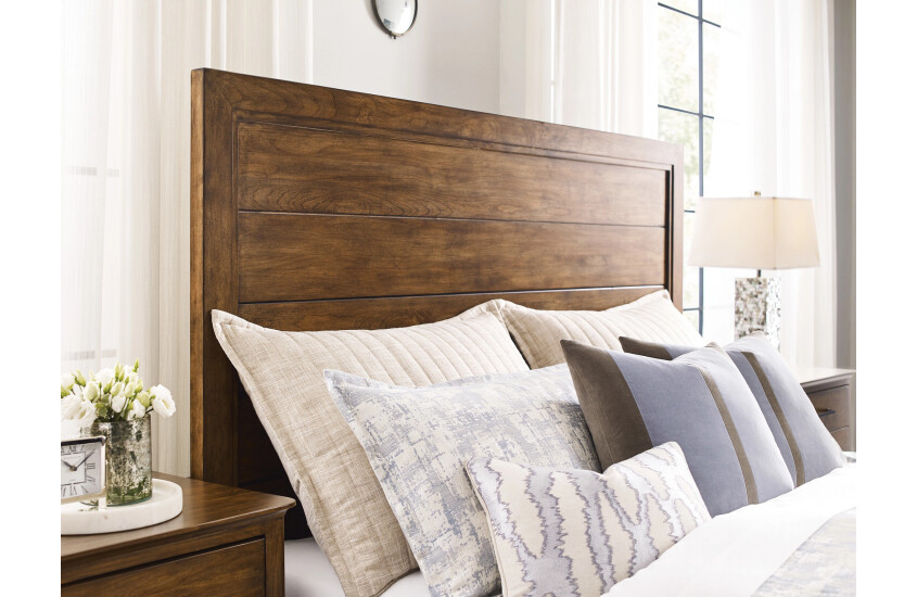 SCHAFER KING PANEL BED - COMPLETE Room 2