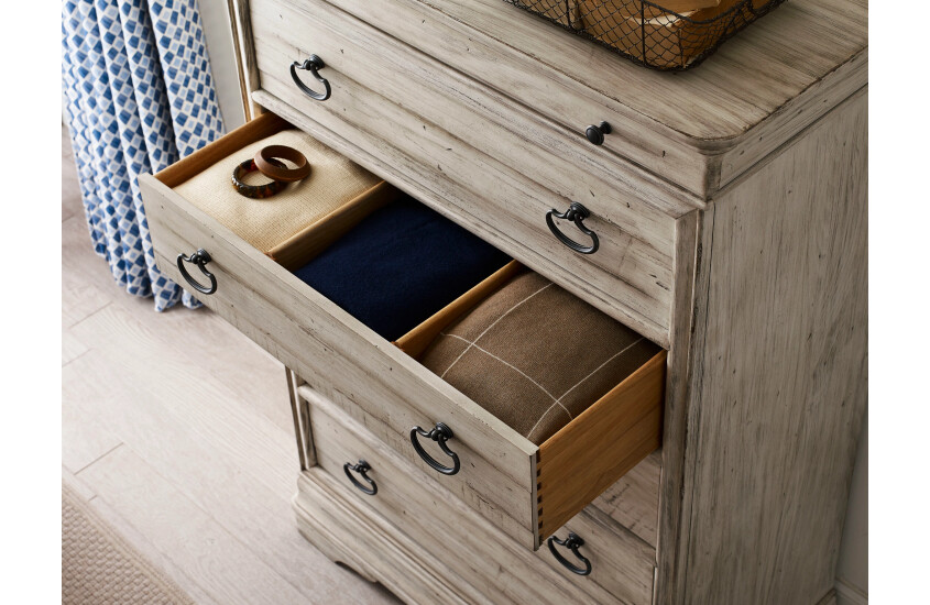 PROSPECT DRAWER CHEST Room 2