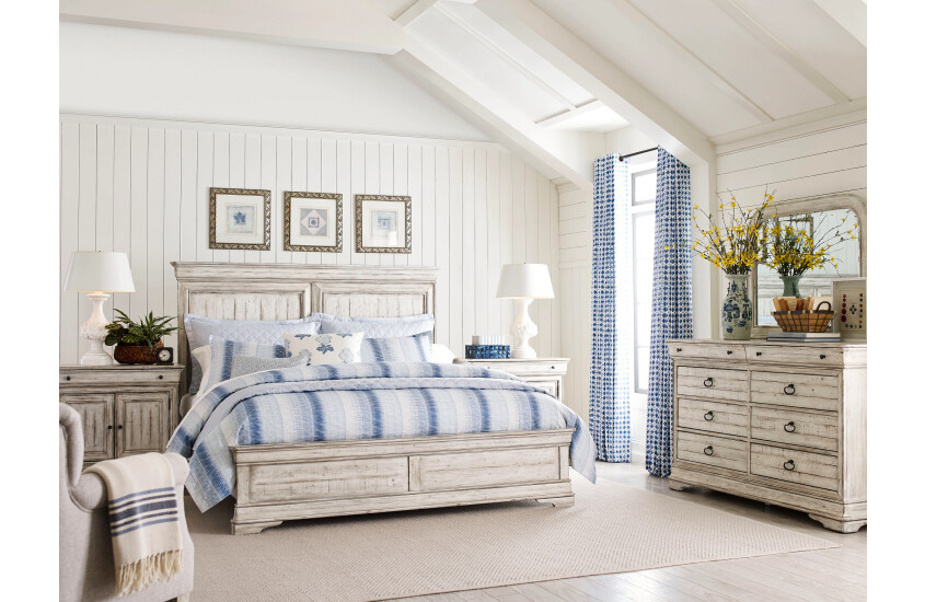 CARLISLE KING PANEL BED - COMPLETE Room